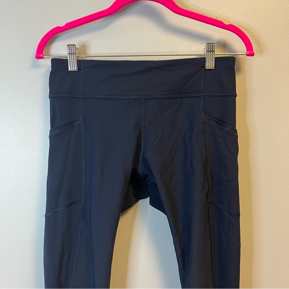 Lululemon Tight Stuff Tight II *25" in Midnight Navy Sz 8 GUC (Pilling) Workout - Picture 9 of 16